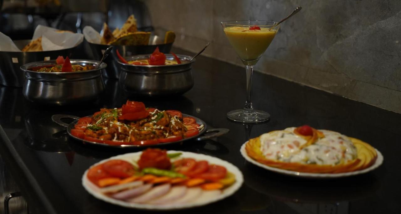 Hotel Shanti Sagar Kharar Ngoại thất bức ảnh