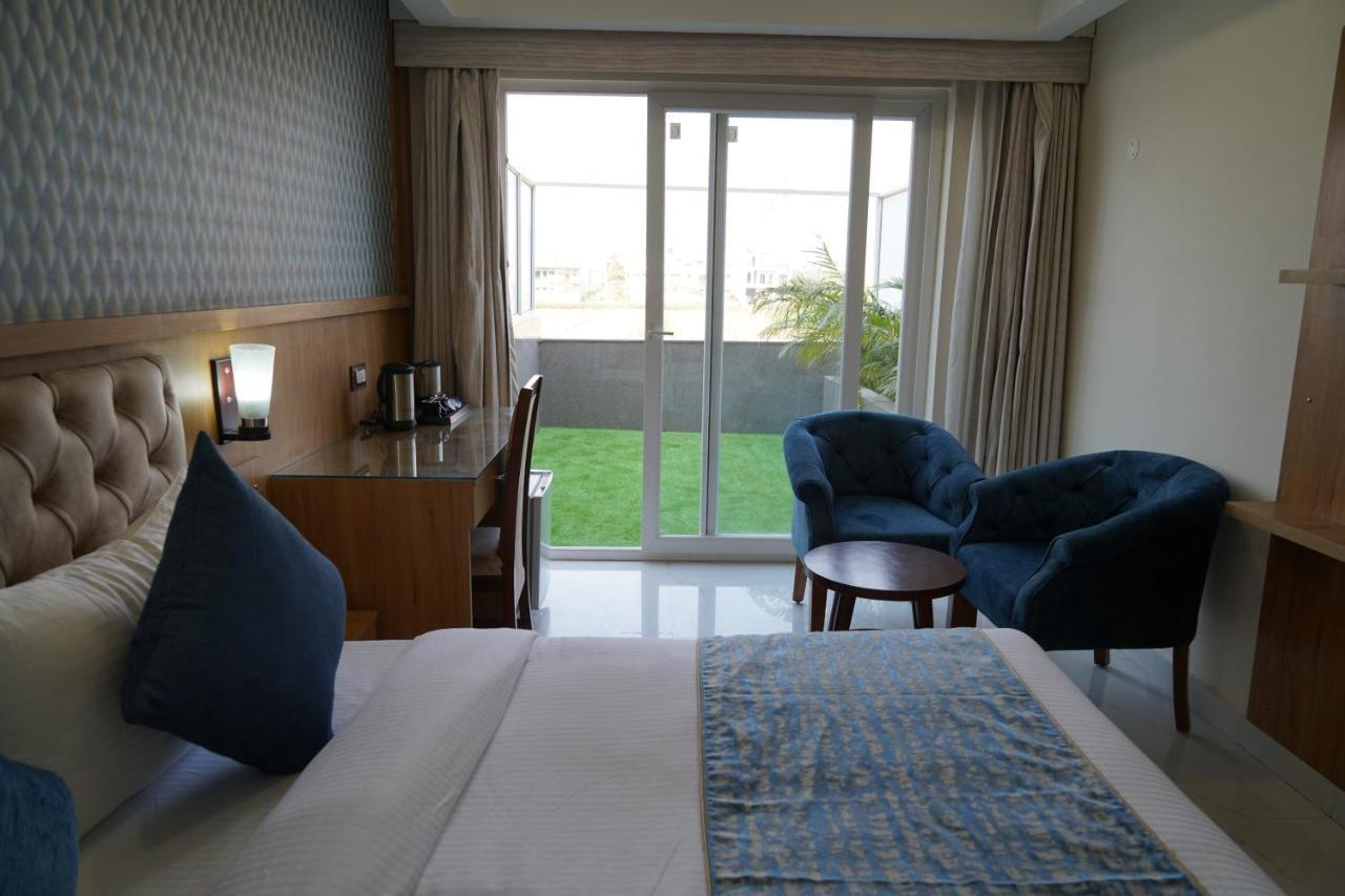 Hotel Shanti Sagar Kharar Ngoại thất bức ảnh