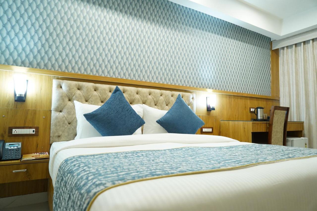 Hotel Shanti Sagar Kharar Ngoại thất bức ảnh