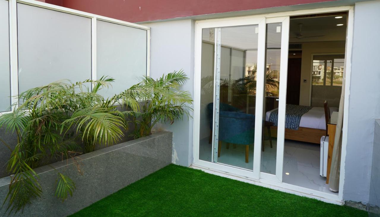 Hotel Shanti Sagar Kharar Ngoại thất bức ảnh