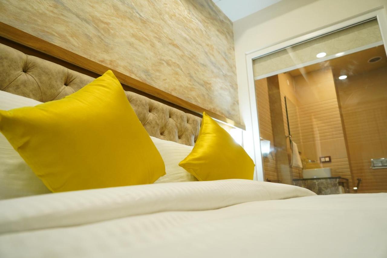Hotel Shanti Sagar Kharar Ngoại thất bức ảnh